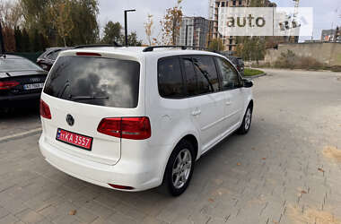 Мінівен Volkswagen Touran 2011 в Ужгороді