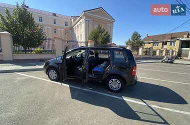 Минивэн Volkswagen Touran 2003 в 