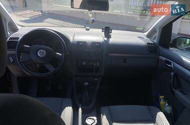 Минивэн Volkswagen Touran 2003 в 