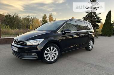 Микровэн Volkswagen Touran 2018 в Киеве