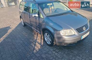 Минивэн Volkswagen Touran 2006 в Староконстантинове