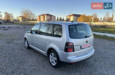 Минивэн Volkswagen Touran 2008 в Червонограде