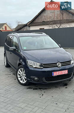 Минивэн Volkswagen Touran 2012 в Ровно