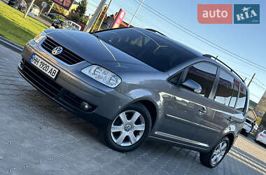 Мінівен Volkswagen Touran 2006 в Одесі