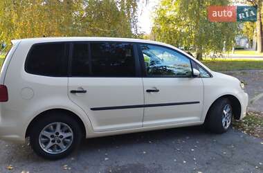 Мінівен Volkswagen Touran 2011 в Вінниці