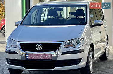 Мінівен Volkswagen Touran 2009 в Житомирі