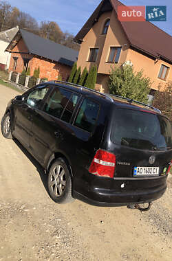 Минивэн Volkswagen Touran 2006 в Иршаве