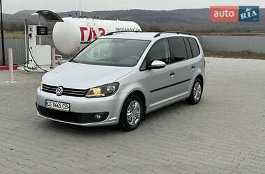 Минивэн Volkswagen Touran 2014 в Новоселице