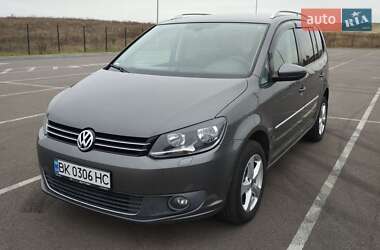 Минивэн Volkswagen Touran 2010 в Ровно