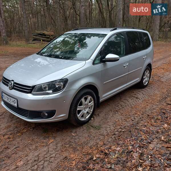 Volkswagen Touran 2012