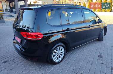 Микровэн Volkswagen Touran 2019 в Черновцах