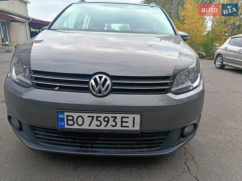 Volkswagen Touran 2015
