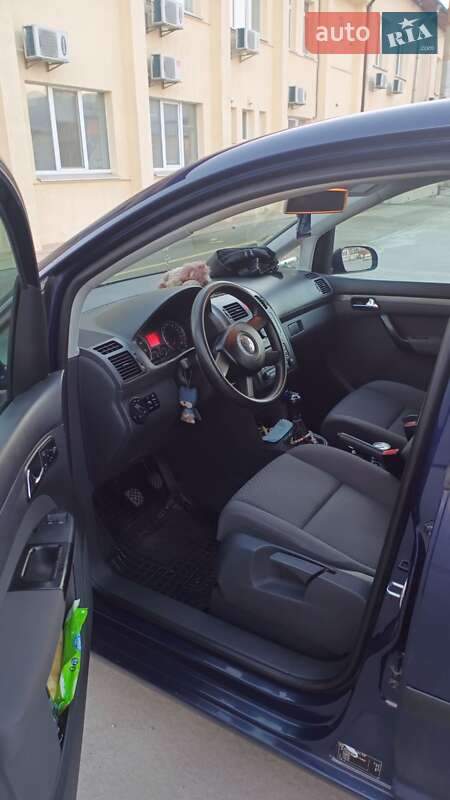 Минивэн Volkswagen Touran 2004 в Полтаве фото 5 Минивэн Volkswagen Touran 2004 в Полтаве