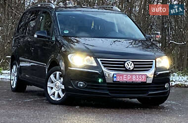 Минивэн Volkswagen Touran 2009 в Радивилове