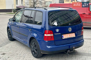 Минивэн Volkswagen Touran 2005 в Червонограде