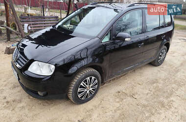 Минивэн Volkswagen Touran 2005 в Камне-Каширском