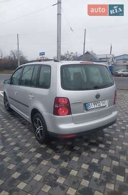 Мінівен Volkswagen Touran 2007 в Полтаві