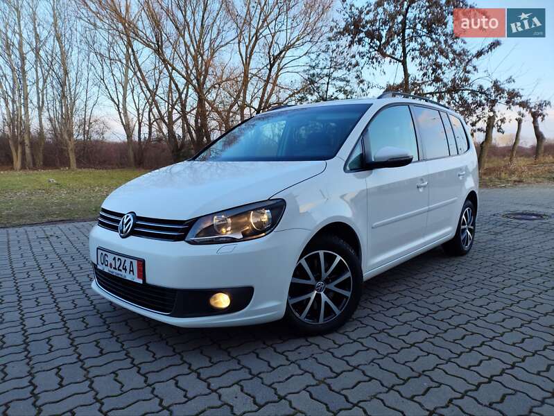 Минивэн Volkswagen Touran 2012 в Черновцах