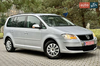 Минивэн Volkswagen Touran 2007 в Дрогобыче