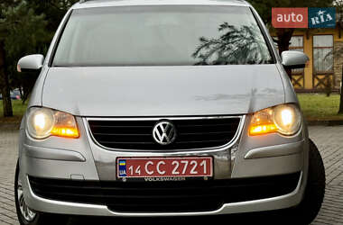 Минивэн Volkswagen Touran 2007 в Дрогобыче