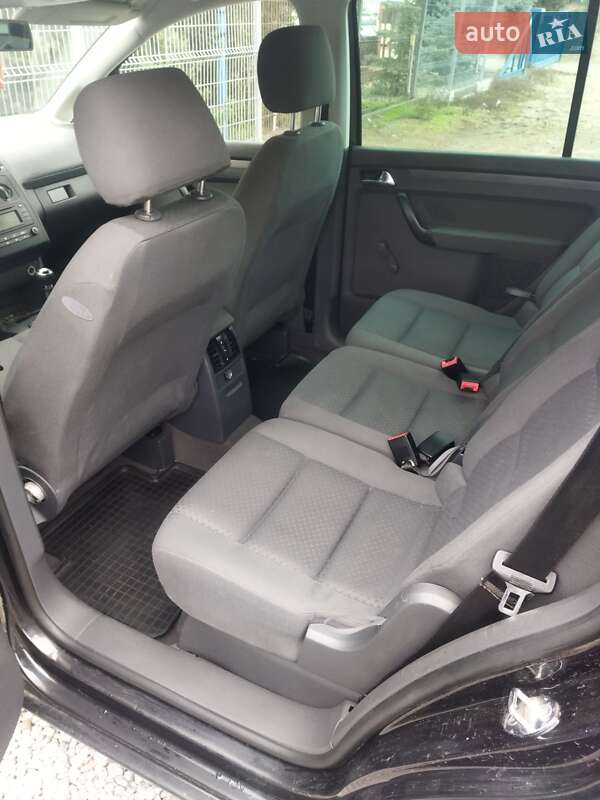 Минивэн Volkswagen Touran 2003 в Луцке