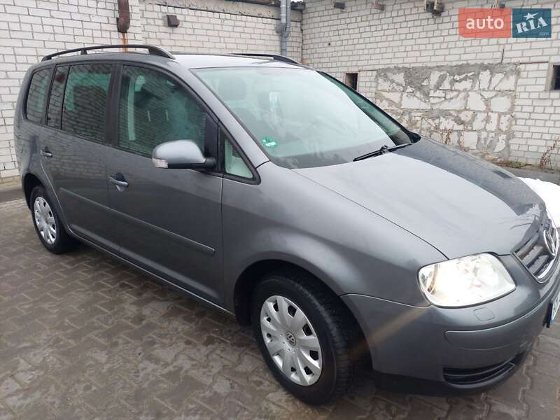 Минивэн Volkswagen Touran 2005 в Житомире