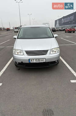 Минивэн Volkswagen Touran 2005 в Львове