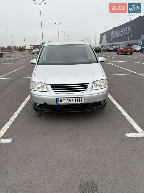 Мінівен Volkswagen Touran 2005 в Львові