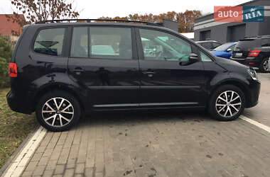 Минивэн Volkswagen Touran 2012 в Луцке