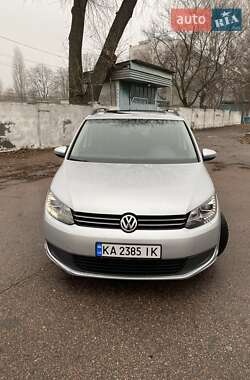 Мінівен Volkswagen Touran 2015 в Черкасах