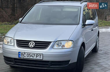 Минивэн Volkswagen Touran 2005 в Долине