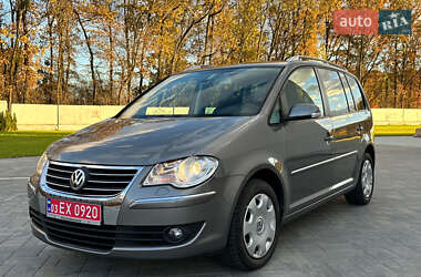 Мінівен Volkswagen Touran 2007 в Луцьку