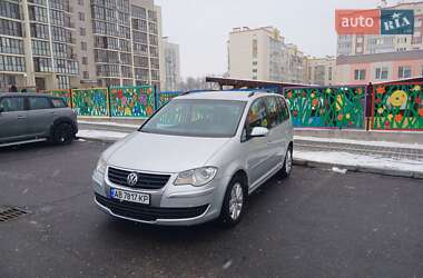 Минивэн Volkswagen Touran 2007 в Виннице