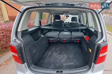 Минивэн Volkswagen Touran 2004 в 