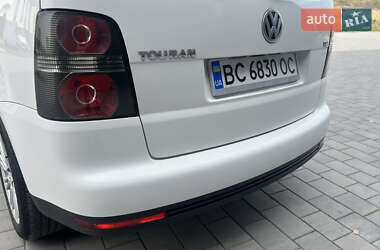 Мінівен Volkswagen Touran 2010 в Хмельницькому