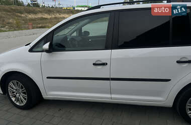 Мінівен Volkswagen Touran 2010 в Хмельницькому