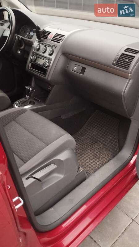 Минивэн Volkswagen Touran 2008 в Полтаве фото 6 Минивэн Volkswagen Touran 2008 в Полтаве