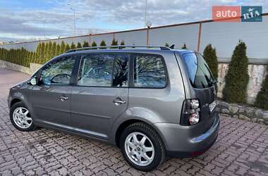 Минивэн Volkswagen Touran 2010 в Виннице