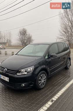 Мінівен Volkswagen Touran 2014 в Верхньодніпровську