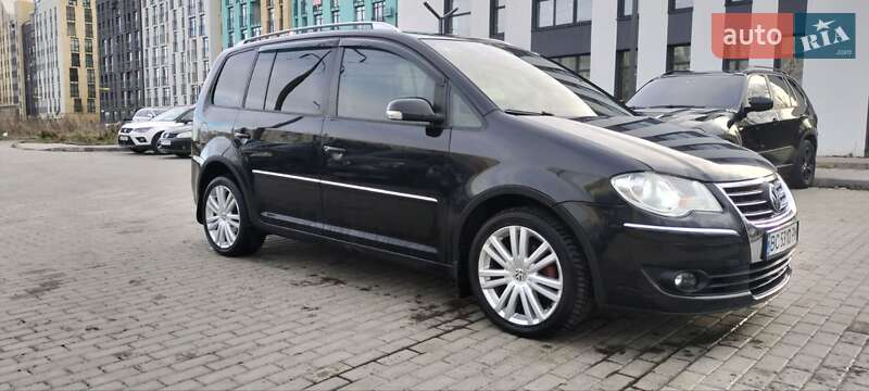 Мінівен Volkswagen Touran 2008 в Львові