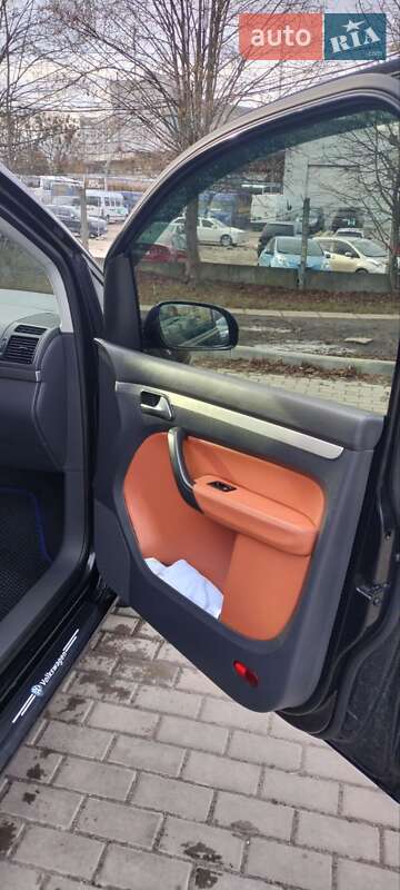 Мінівен Volkswagen Touran 2008 в Львові