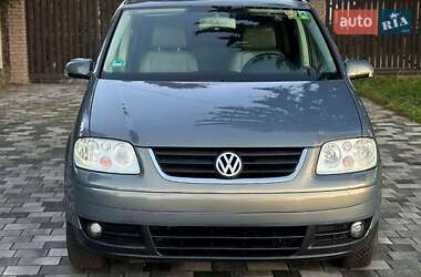 Мінівен Volkswagen Touran 2004 в Миколаєві