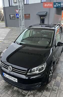 Мінівен Volkswagen Touran 2013 в Луцьку