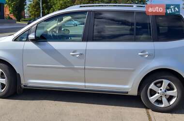 Мінівен Volkswagen Touran 2011 в Ізмаїлі