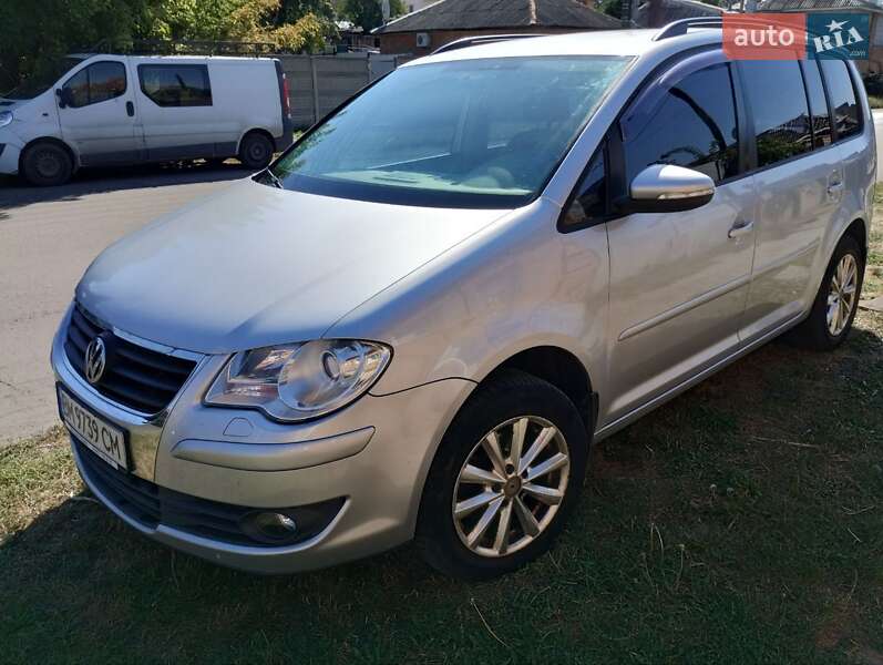 Volkswagen Touran 2010 Volkswagen Touran 2010