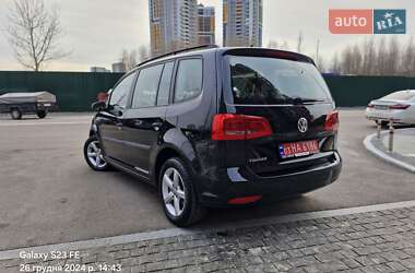 Минивэн Volkswagen Touran 2014 в Киеве