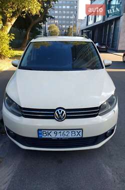 Минивэн Volkswagen Touran 2013 в Броварах