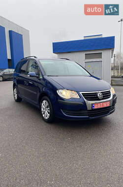 Минивэн Volkswagen Touran 2008 в Ковеле