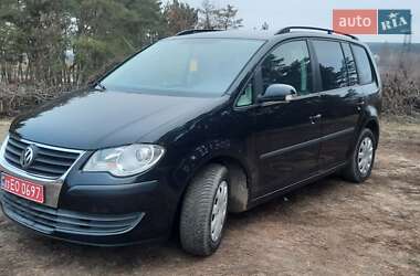 Мінівен Volkswagen Touran 2008 в Харкові