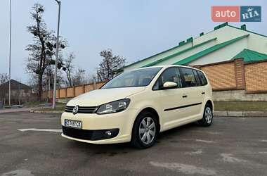 Мінівен Volkswagen Touran 2014 в Чернівцях